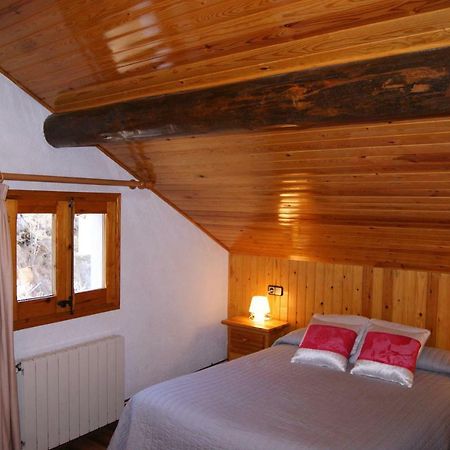 Apartaments Pont Romanic Еспот Екстер'єр фото